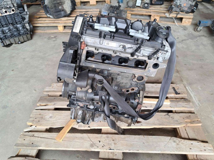 Motor complet ambielat Audi A6 (4G5, C7) [Fabr 2011-2017] 2.0 TDI CNHA  140KW / 190CP  