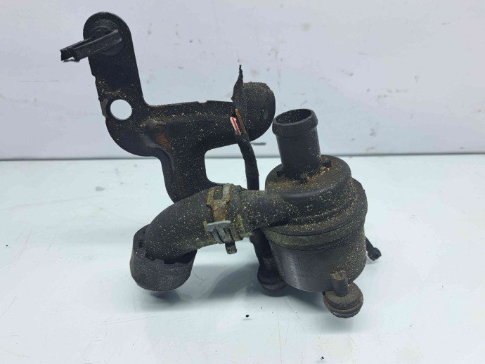 Pompa recirculare apa Skoda Rapid (NH3) [Fabr 2012-2019] 6R0965561A 1.6 TDI CAYC  