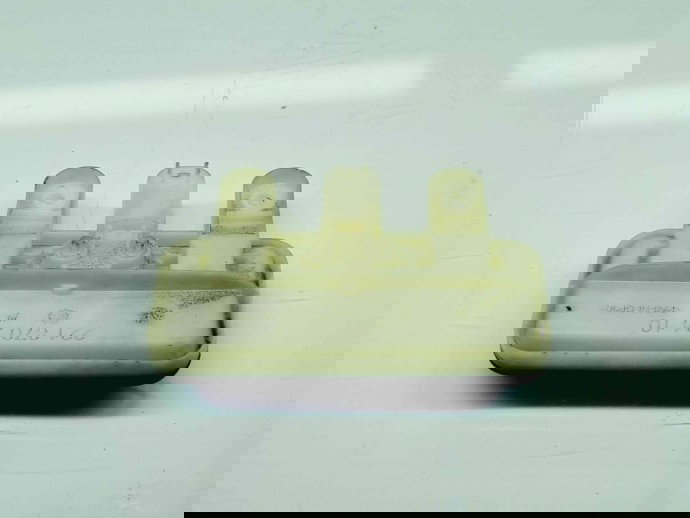  Buton deschidere portbagaj Mercedes Clasa E Coupe (C207) [Fabr 2009-2016] 2218702410