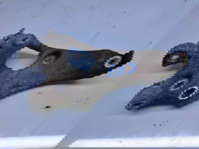 Suport compresor clima Peugeot 308 [Fabr 2007-2013] 9672950980 1.6 HDI DV6D  