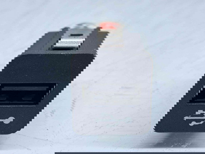  Conector auxiliar USB Bmw 5 (F10) [Fabr 2011-2016] 9237656