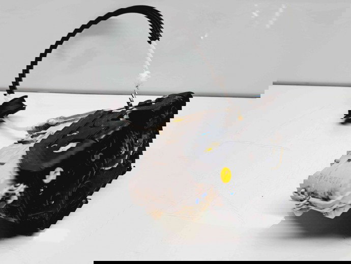 Broasca usa stanga spate Audi Q7 (4LB) [Fabr 2006-2014] 3C4839015C