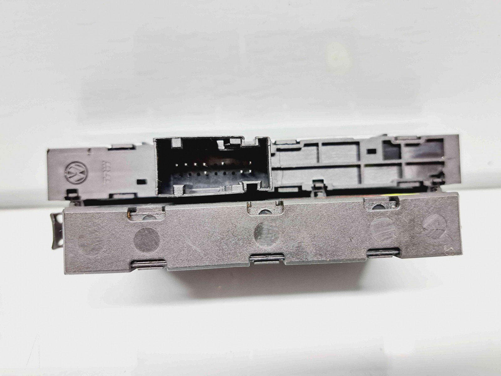 Butoane comenzi consola centrala Volkswagen Tiguan (5N) [Fabr 2007-2016] 5N2927132 - imagine 4