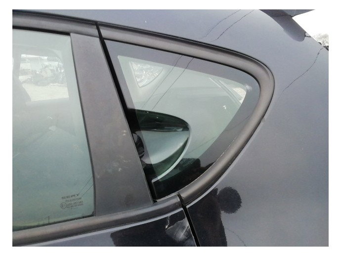 Geam fix stanga spate Seat Leon 2.0 BKD LC9Z 2005-2011