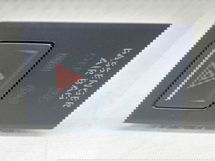  Buton avarii Volkswagen Golf 7 Variant (BA5) [Fabr 2014-prezent] 5G1919225