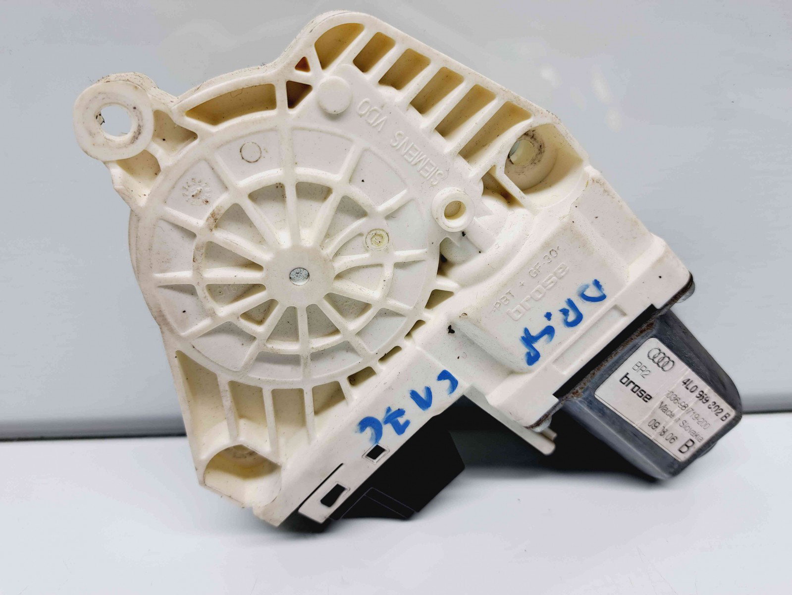 Motoras geam dreapta spate Audi Q7 (4LB) [Fabr 2006-2014] 4L0959802B