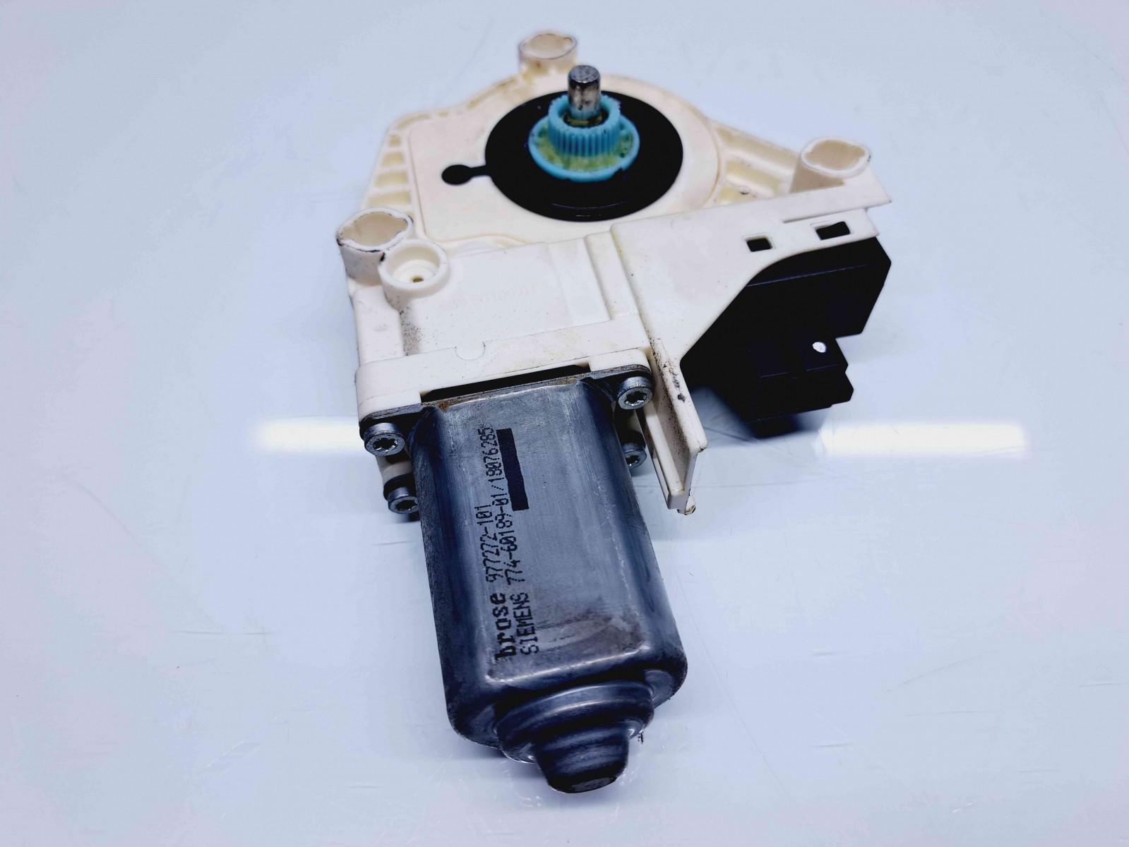 Motoras geam dreapta spate Audi Q7 (4LB) [Fabr 2006-2014] 4L0959802B - imagine 5