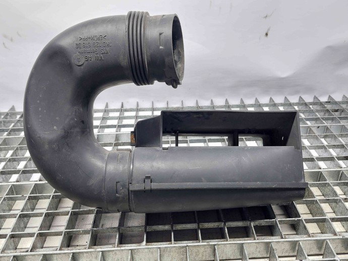 Difuzor captare aer Skoda Superb II (3T4) [Fabr 2008-2015] 1K0805962E