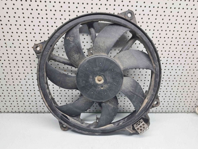 Electroventilator Renault Megane 3 Coupe [Fabr 2010-2015] 2148122415R 1.5 DCI K9KG8G8 78KW / 106CP 1.5 DCI K9KG8G8 78KW / 106CP