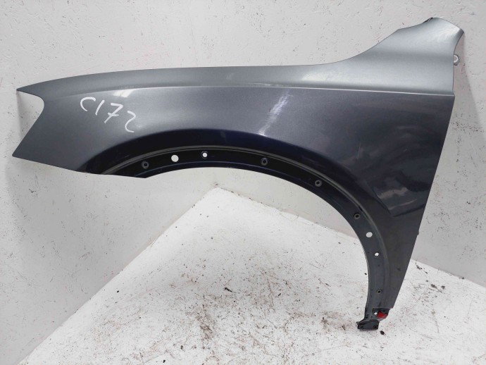 Aripa stanga fata Audi Q3 (8UB) [Fabr 2011-2018] LX7R