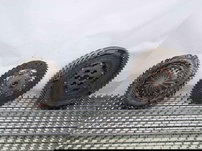 Kit ambreiaj volanta masa dubla Peugeot 307 Break [Fabr 2002-2008] OEM 1.6 9HZ  80KW / 109CP  