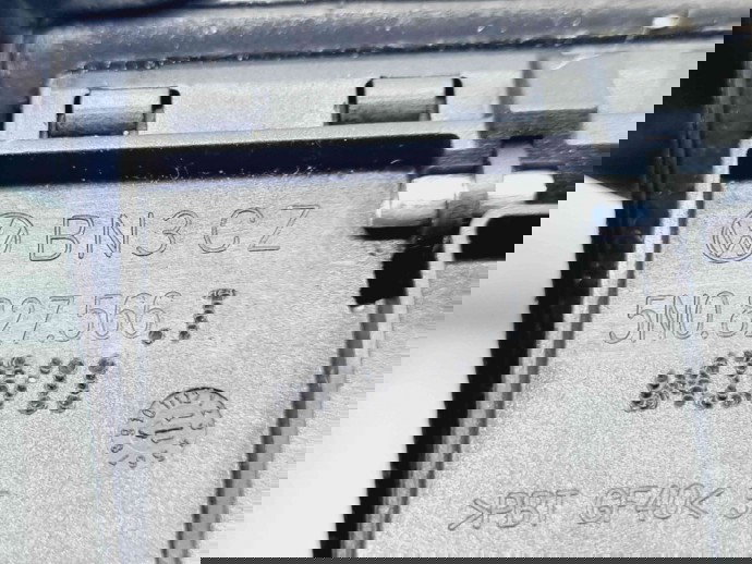  Buton deschidere portbagaj Volkswagen Passat B7 (365) Variant [Fabr 2010-2014] 5N0827566T