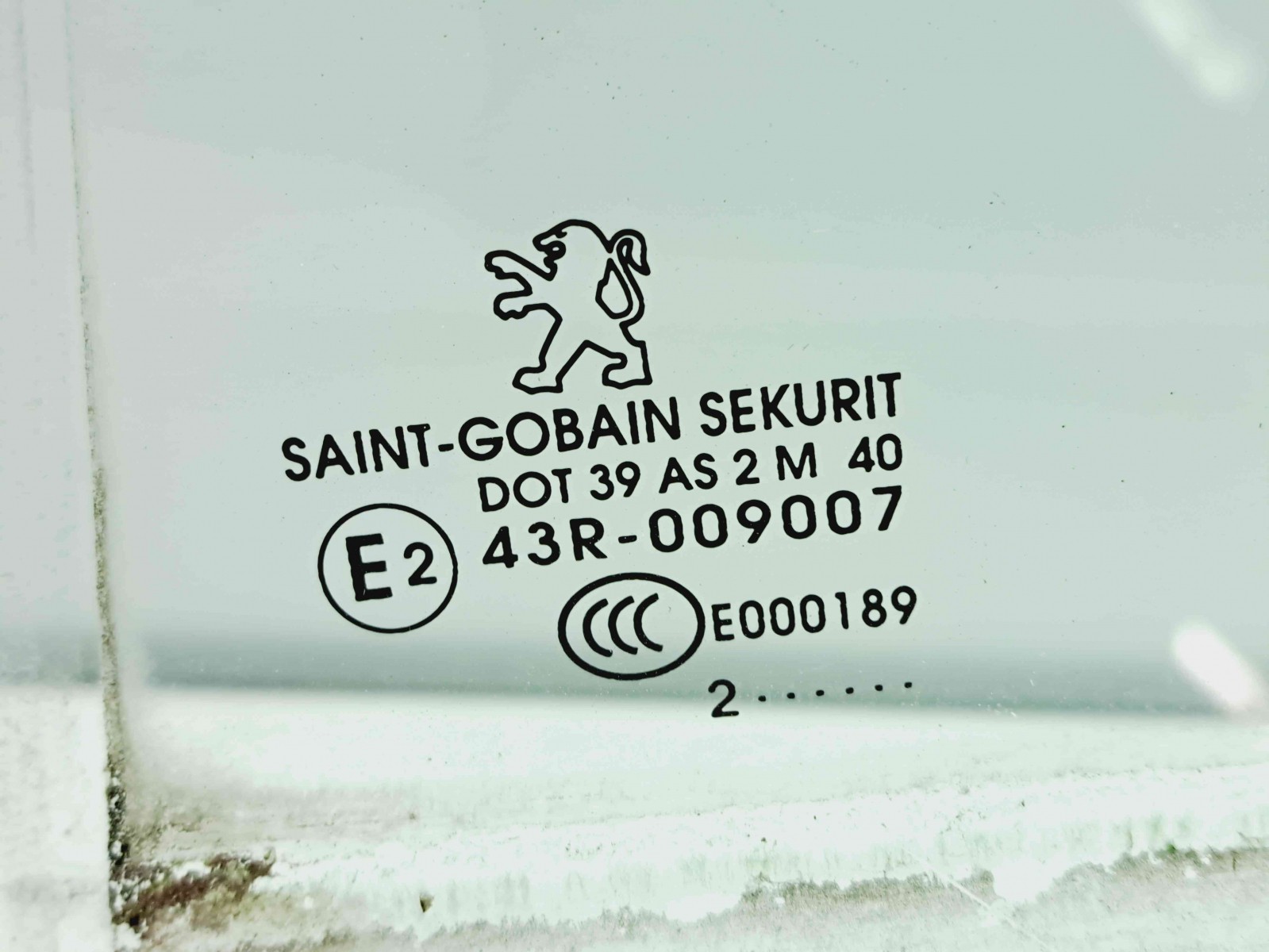 Geam usa stanga spate Peugeot 3008 Break [Fabr 2009-2016] OEM - imagine 2