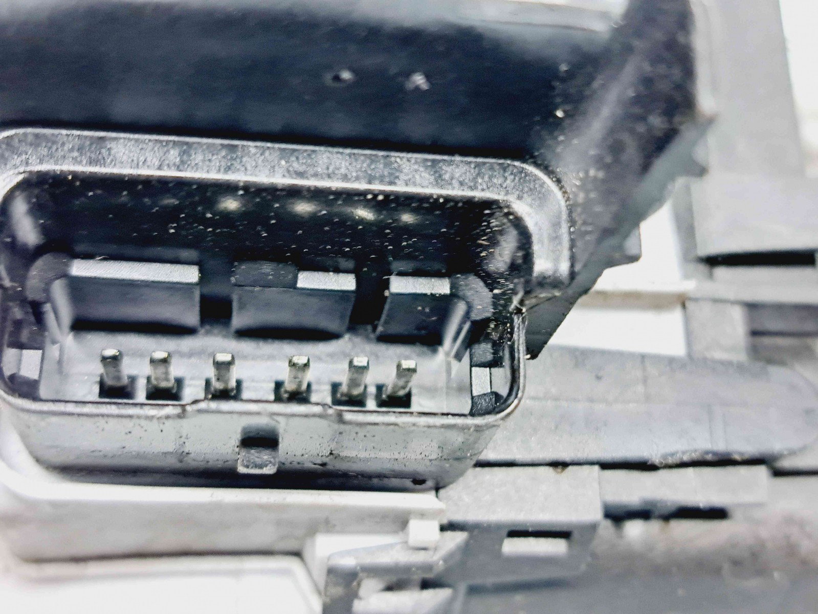 Broasca usa stanga spate Peugeot 3008 Break [Fabr 2009-2016] 9682808780 - imagine 3