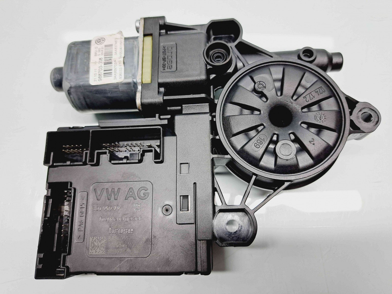 Motoras geam stanga fata Volkswagen Passat B7 (365) Variant [Fabr 2010-2014] 988703-308/3C0959792C