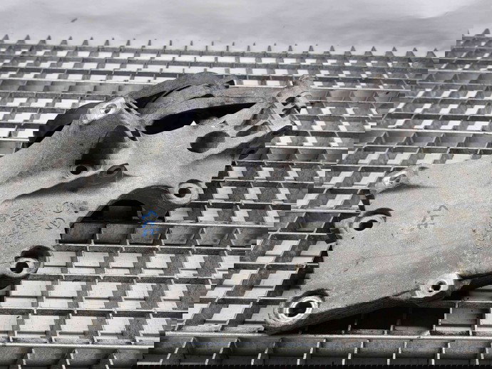 Suport accesorii Skoda Superb II (3T4) [Fabr 2008-2015] 038903143AF 2.0 TDI BMP   