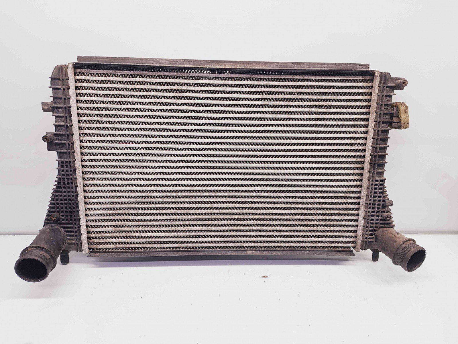 Radiator intercooler Volkswagen Scirocco (137) Coupe [Fabr 2008-2017] OEM 2.0 TDI CBBB 125KW / 170CP 2.0 TDI CBBB 125KW / 170CP - imagine 4