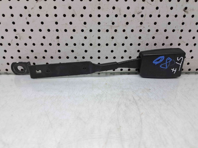  Capsa centura stanga fata Volkswagen Caddy 3 (2KA, 2KH) [Fabr 2004-2009] 2K0857877D