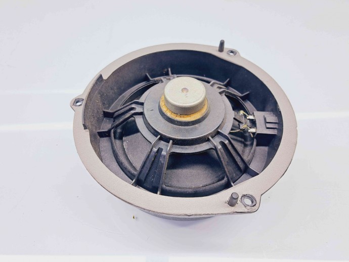  Boxa stanga spate Audi Q3 (8UB) [Fabr 2011-2018] OEM