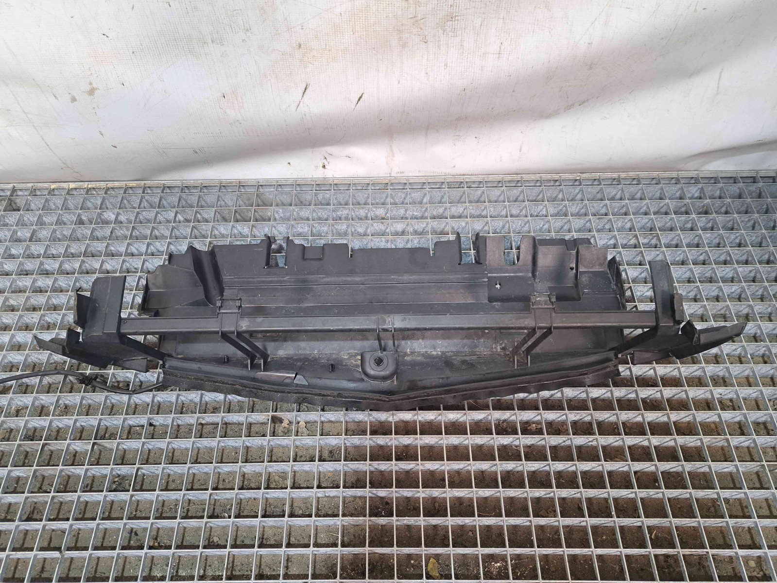 Deflector aer Mercedes Clasa C (W204) [Fabr 2007-2014] A2045050430 - imagine 4