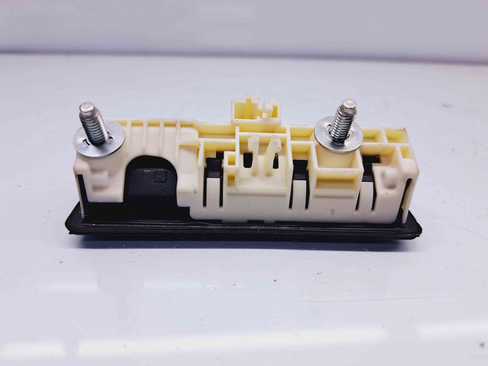 Buton deschidere portbagaj Audi Q3 (8UB) [Fabr 2011-2018] 5N0827566T - imagine 3