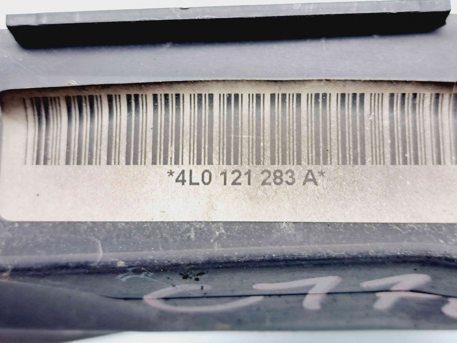 Deflector aer Audi Q7 (4LB) [Fabr 2006-2014] 4L0121283A - imagine 2