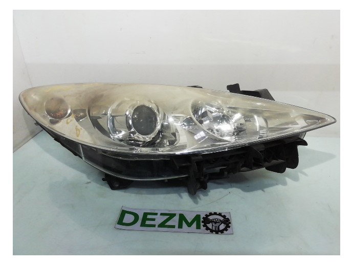 Far dreapta Peugeot 307 CC 1.6 benz 9681832980 2003-2009
