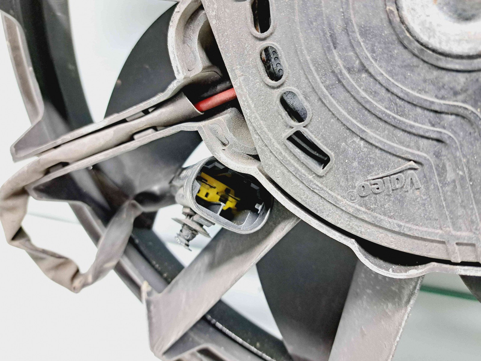 Electroventilator Peugeot 308 Break [Fabr 2007-2013] FC10498747161 1.6 9HP DV6DTED 68KW / 92CP 1.6 9HP DV6DTED 68KW / 92CP - imagine 4