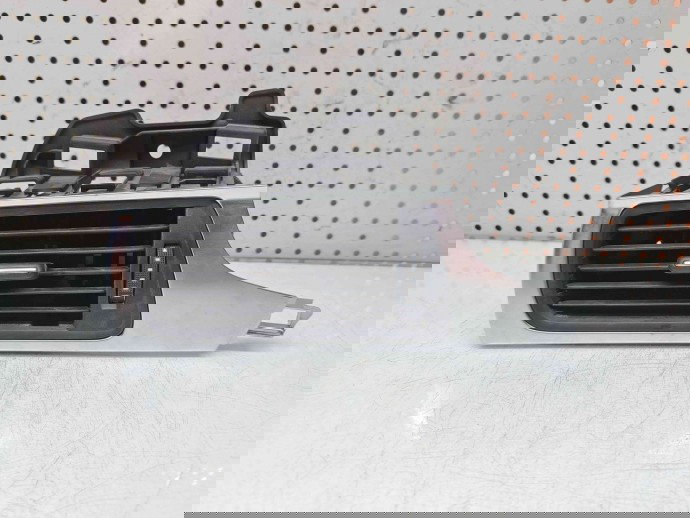  Grila aerisire stanga Audi A6 (4G5, C7) [Fabr 2011-2017] 4G1820901