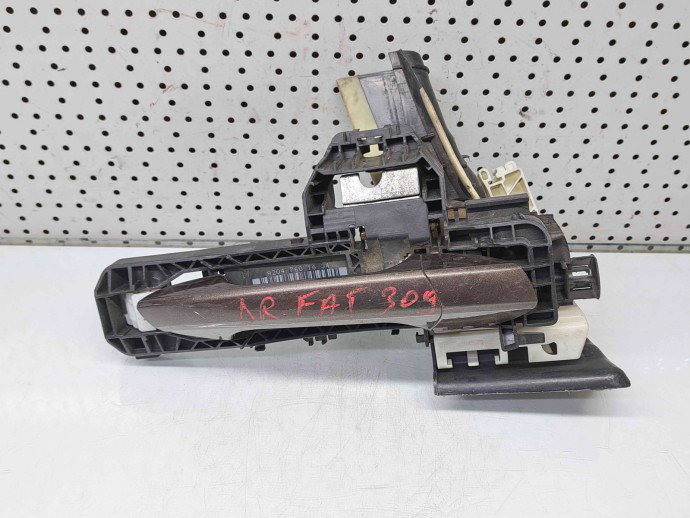 Maner usa dreapta fata Mercedes Clasa E (W212) [Fabr 2009-2016] OEM