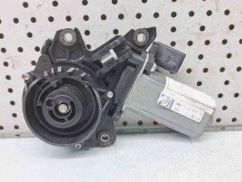 Motoras Softclose stanga spate Audi A8 (4H) [Fabr 2010-2017] 4F0837059