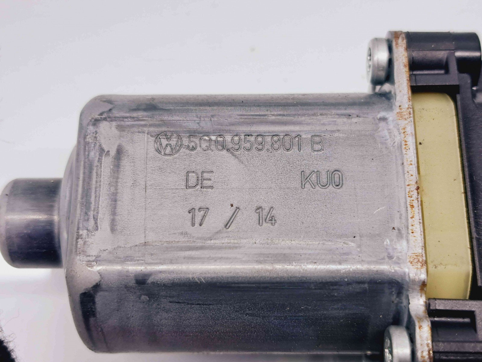 Motoras geam stanga fata Skoda Octavia 3 (5E3) [Fabr 2012-2020] 5Q0959801B - imagine 4
