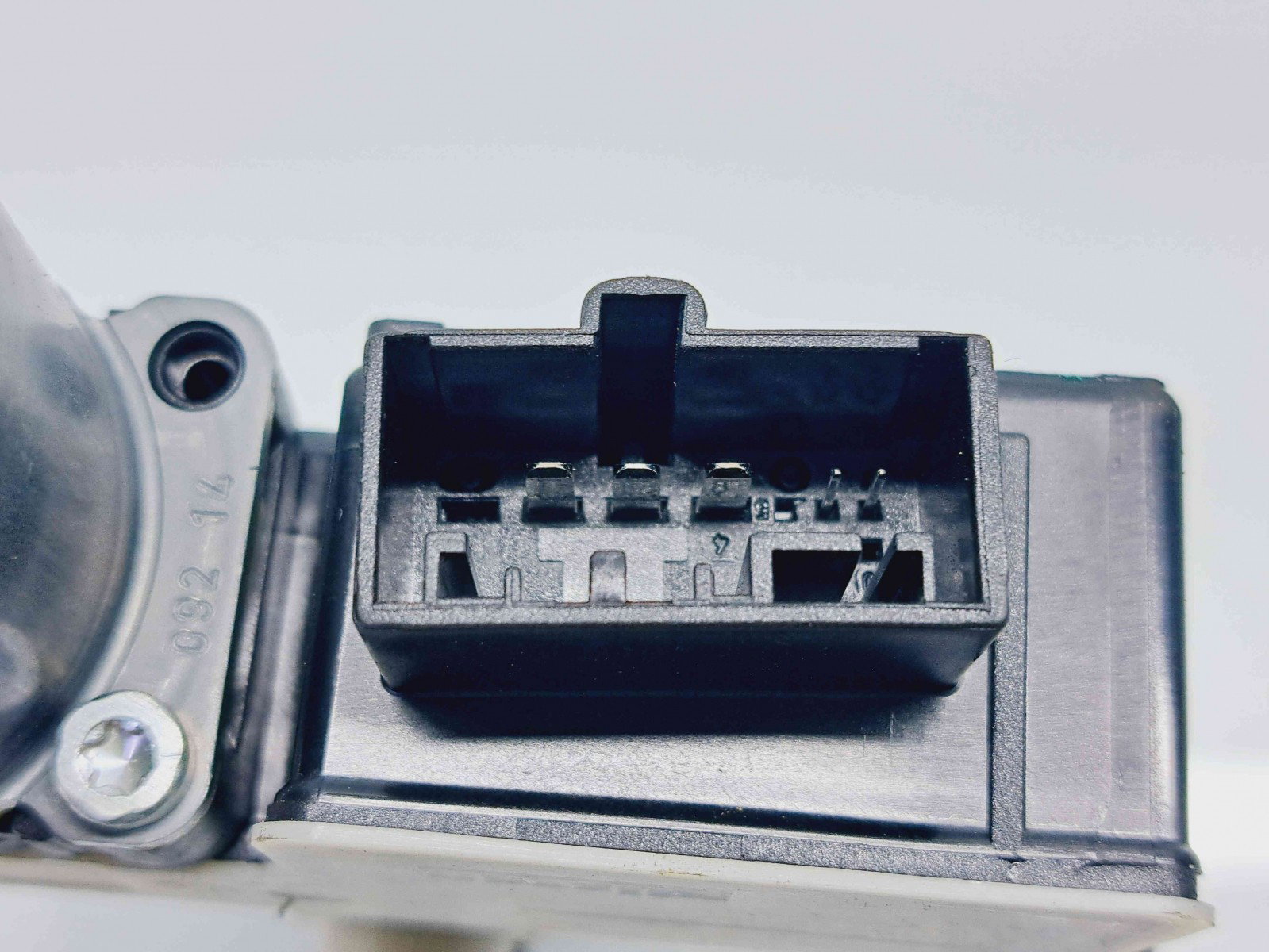 Motoras geam stanga spate Skoda Octavia 3 (5E3) [Fabr 2012-2020] 5Q0959811A - imagine 4