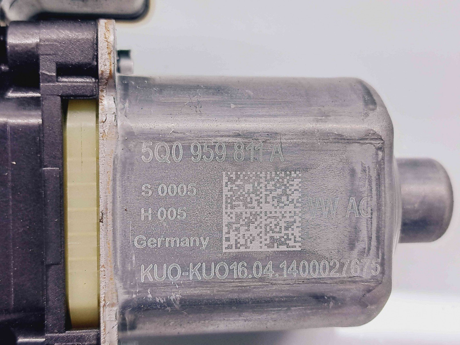 Motoras geam stanga spate Skoda Octavia 3 (5E3) [Fabr 2012-2020] 5Q0959811A - imagine 5