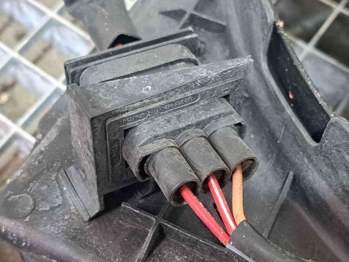 Electroventilator Skoda Rapid (NH3) [Fabr 2012-2019] 6R0121207A 1.6 TDI CAYC 77KW / 105CP  