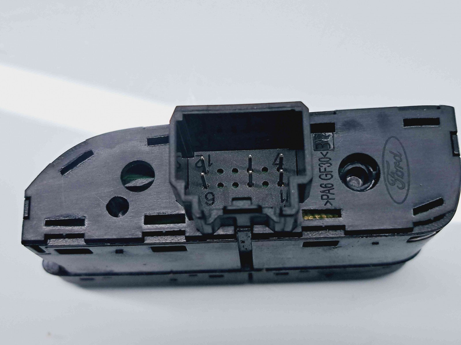 Butoane comenzi consola centrala Ford Focus 3 Hatchback [Fabr 2011-2015] 18K574-AC - imagine 3