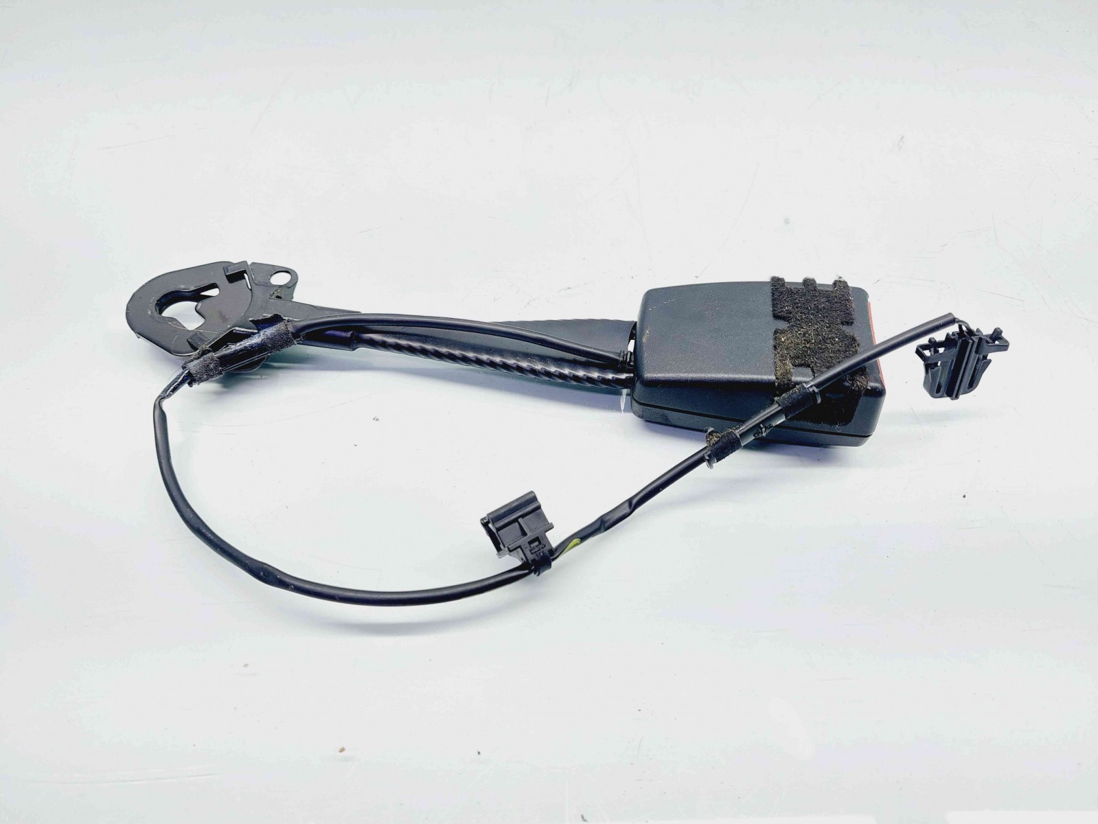 Capsa centura dreapta fata Audi A4 (8K2, B8) Facelift [Fabr 2008-2015] 8K0857755F