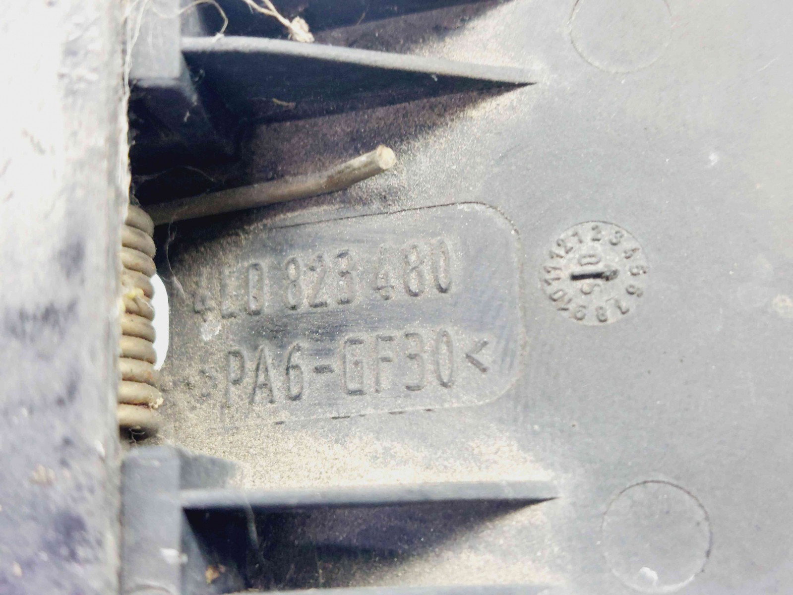 Maner deschidere capota Audi Q7 (4LB) [Fabr 2006-2014] OEM - imagine 4