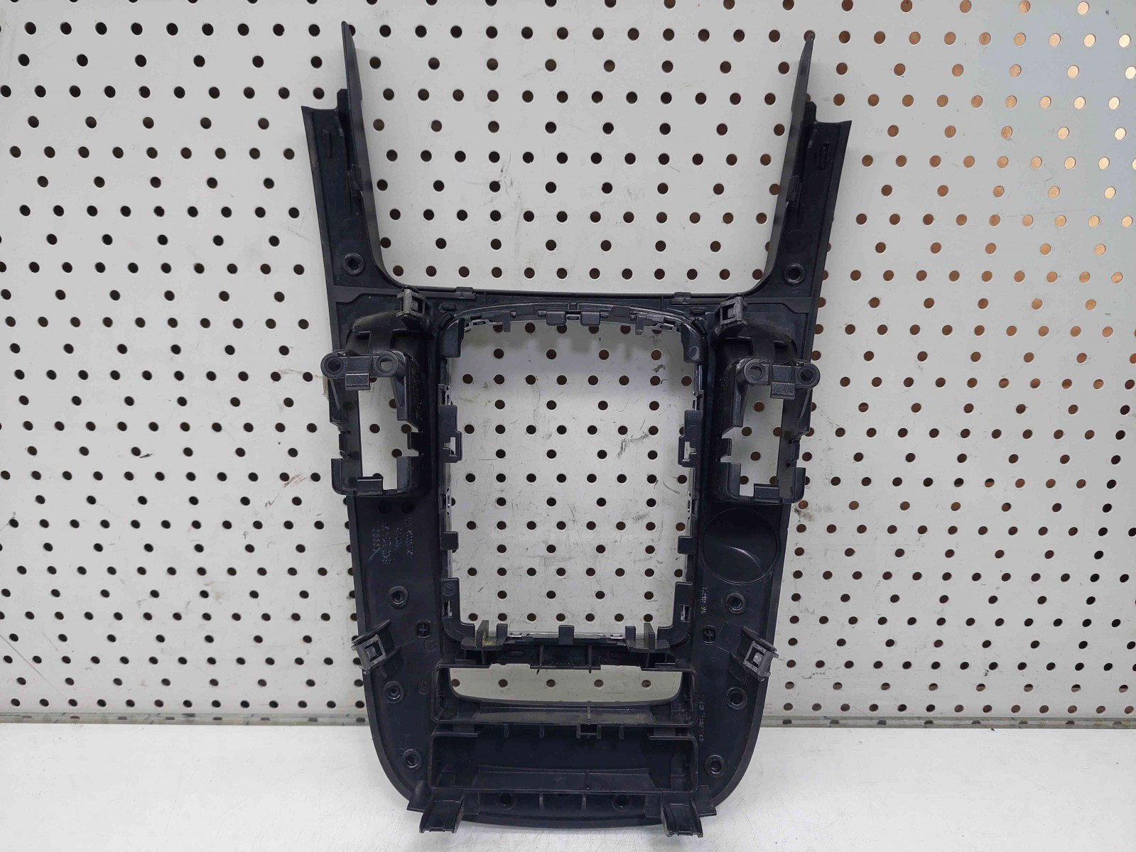 Ornament timonerie Audi A5 (8T3) [Fabr 2007-2015] 8K0864261 - imagine 3