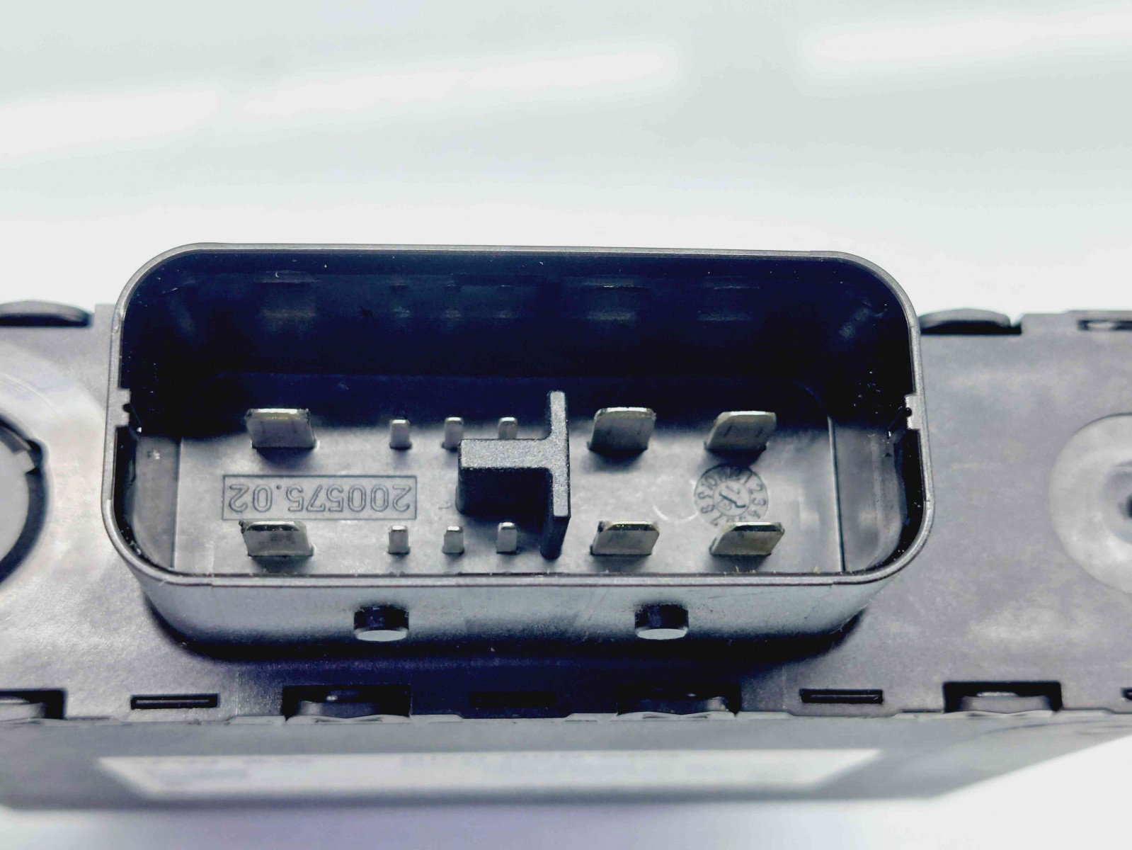 Modul stabilizator tensiune Audi Q3 (8UB) [Fabr 2011-2018] 8K0959663 - imagine 3