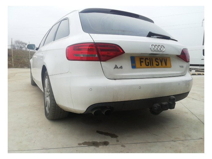 Bara spateAudi A4 B8 2.0 d CJCB LY9C 2008-2015