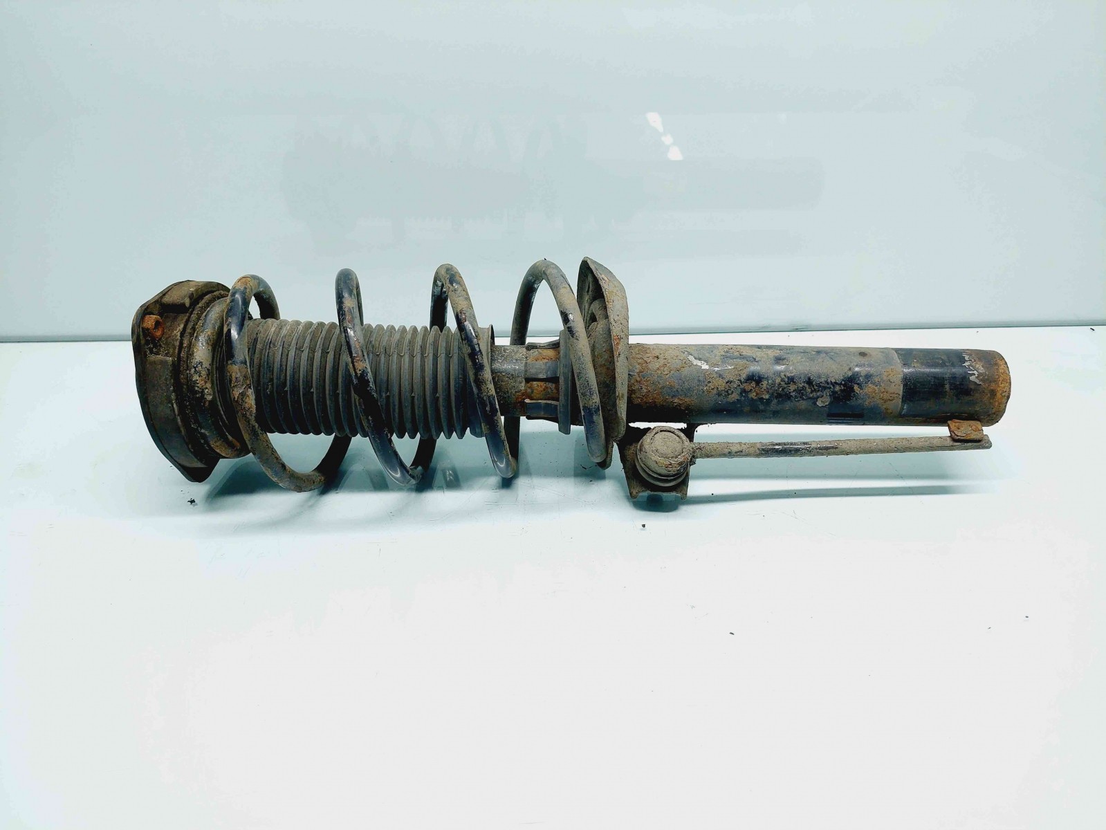 Amortizor dreapta fata Audi Q3 (8UB) [Fabr 2011-2018] 5N0413031AE 2.0 TDI CFFB 2.0 TDI CFFB 103KW / 140CP - imagine 3