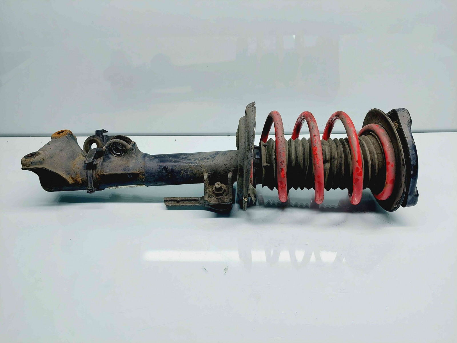 Amortizor stanga fata Mercedes Clasa E Coupe (C207) [Fabr 2009-2016] A2043202966 2.2 CDI 651911 2.2 CDI 651911 143KW / 194CP - imagine 1