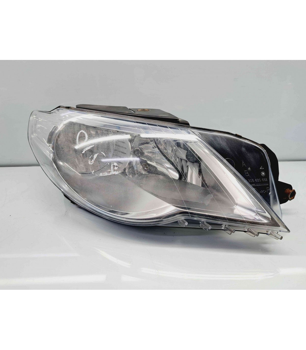  Far dreapta Volkswagen Passat CC (357) [Fabr 2008-2012] 3C8941006D