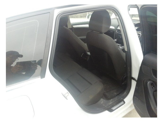 Cheder usa dreapta spateAudi A4 B8 2.0 d CJCB LY9C 2008-2015