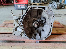 Cutie viteze manuala 5 trepte Nissan Qashqai (2) Facelift [Fabr 2009-2013] JXQ / 8200367222 1.6 B HR16DE  