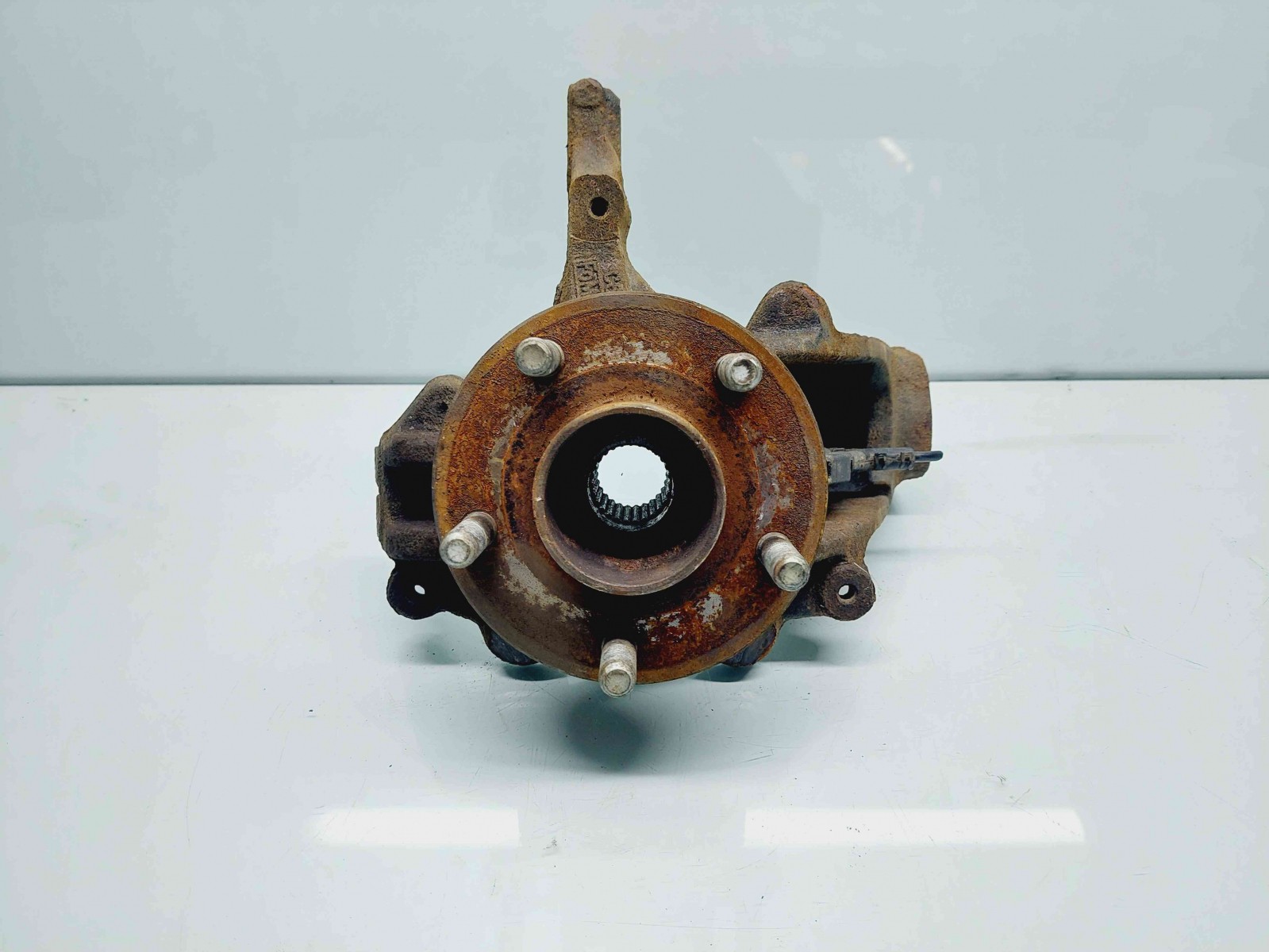 Fuzeta fata dreapta Ford Focus 3 Hatchback [Fabr 2011-2015] AV613K170 1.0 Benz M2DA 1.0 Benz M2DA 54KW / 73CP - imagine 1