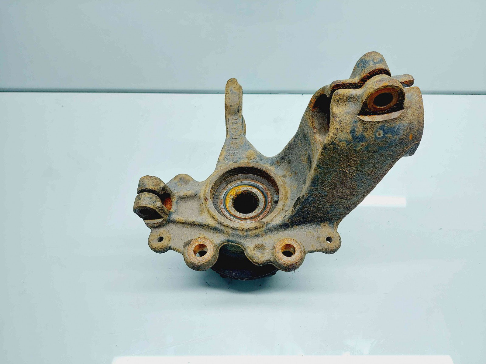 Fuzeta fata stanga Ford Focus 3 Hatchback [Fabr 2011-2015] AV613K171 1.0 Benz M2DA 1.0 Benz M2DA 54KW / 73CP - imagine 4