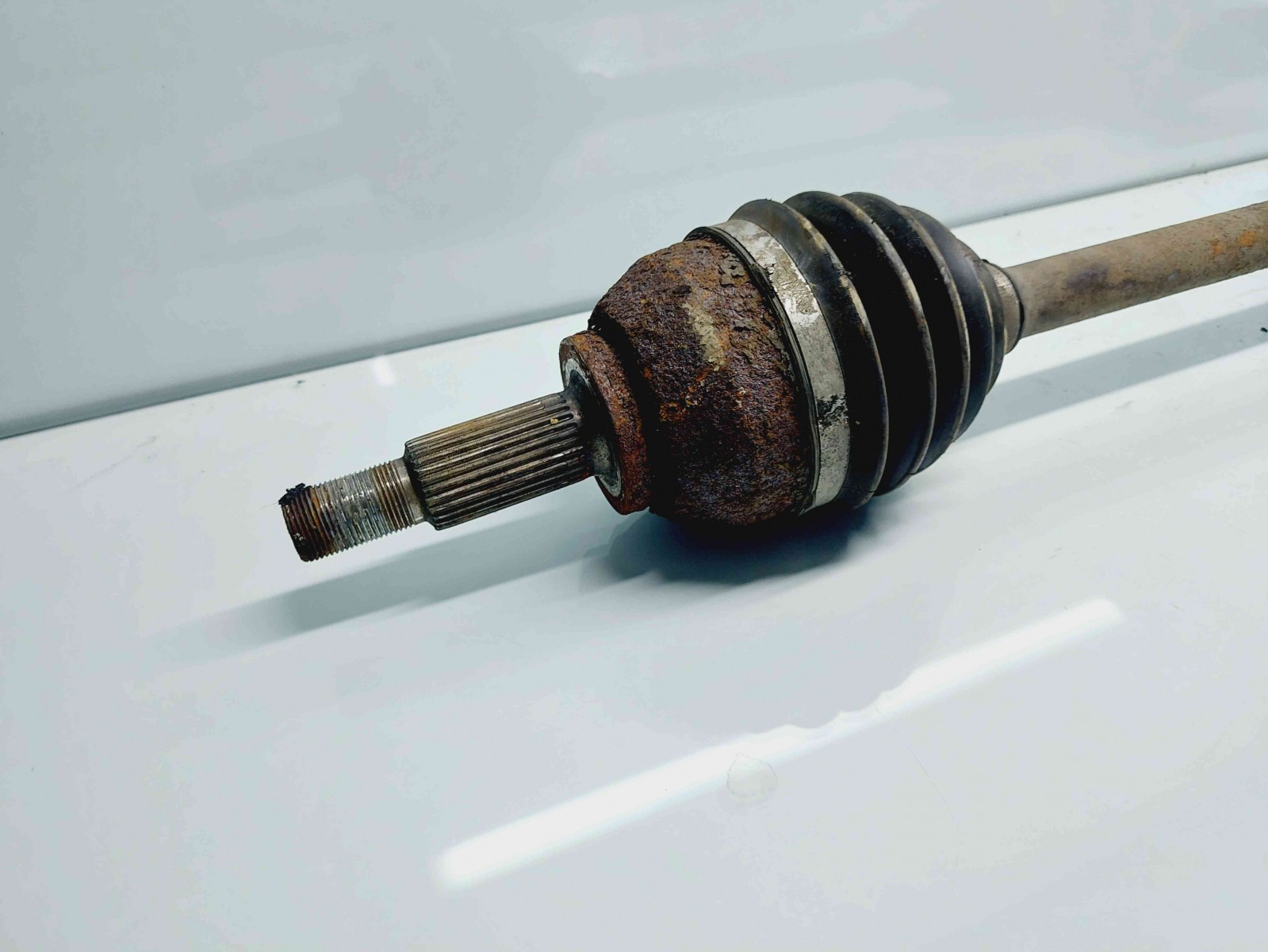 Planetara dreapta fata Renault Trafic 3 (F82) [Fabr 2014-2022] OEM 1.6 DCI R9M408 1.6 DCI R9M408 77KW / 105CP - imagine 2