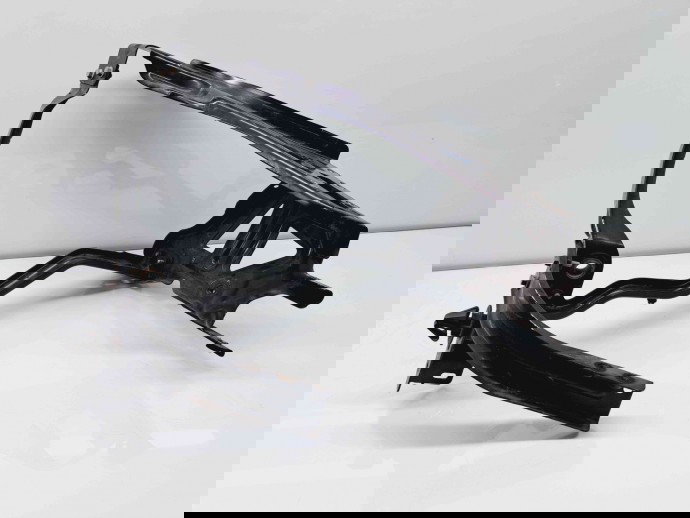 Suport far dreapta Mercedes Clasa E Coupe (C207) [Fabr 2009-2016] A2076202000